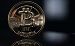 bitcoin_bloomberg_boy_2013_454132649_39752409