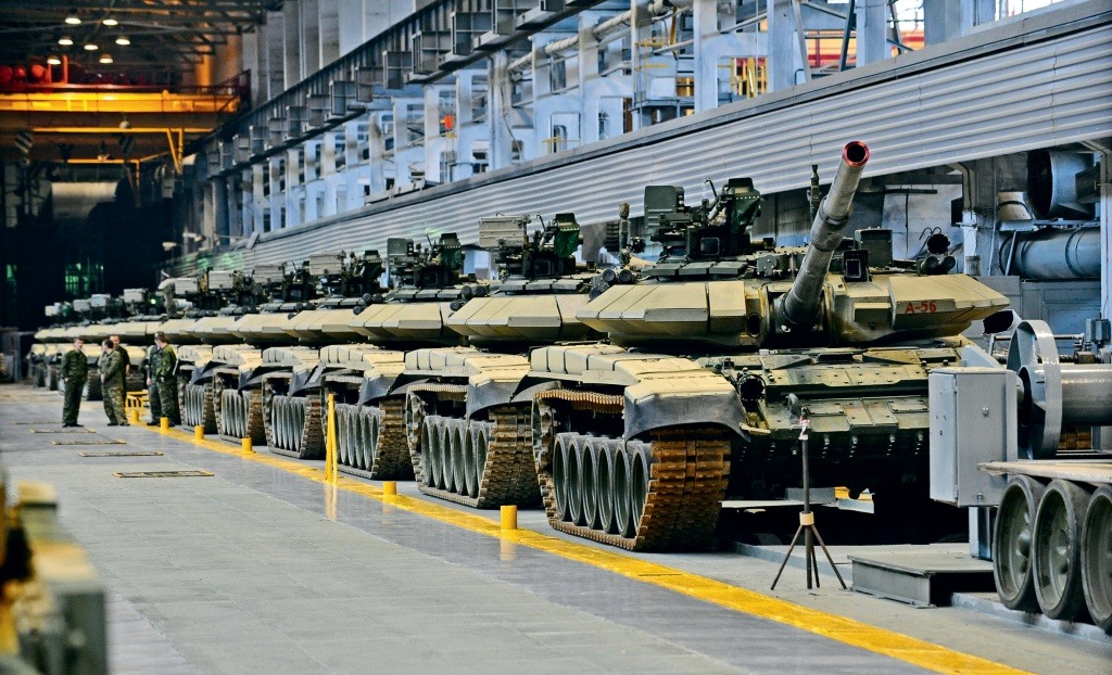 Страна переходит на военный бюджет