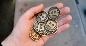 Истиная причина владеть биткойнами