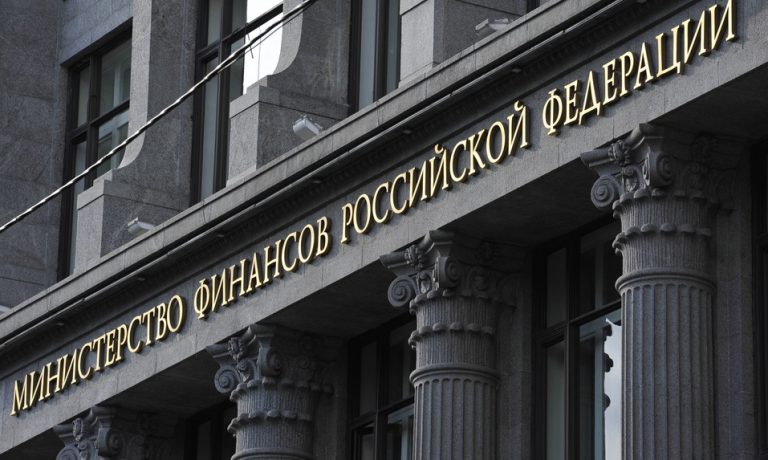 Минфин РФ: Россия не будет пока регулировать криптовалюты, сосредоточившись на технологии блокчейн