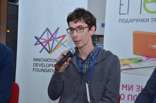Следователи присвоили $500 тыс. и бутылку рома. Основателю Forklog предлагают «порешать» вопросы