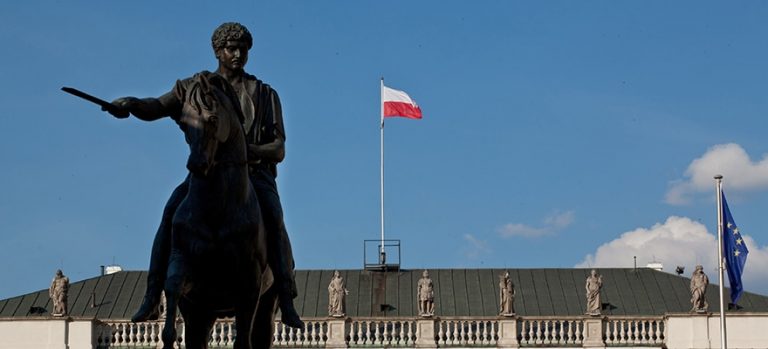 Польша разрабатывает национальную криптовалюту