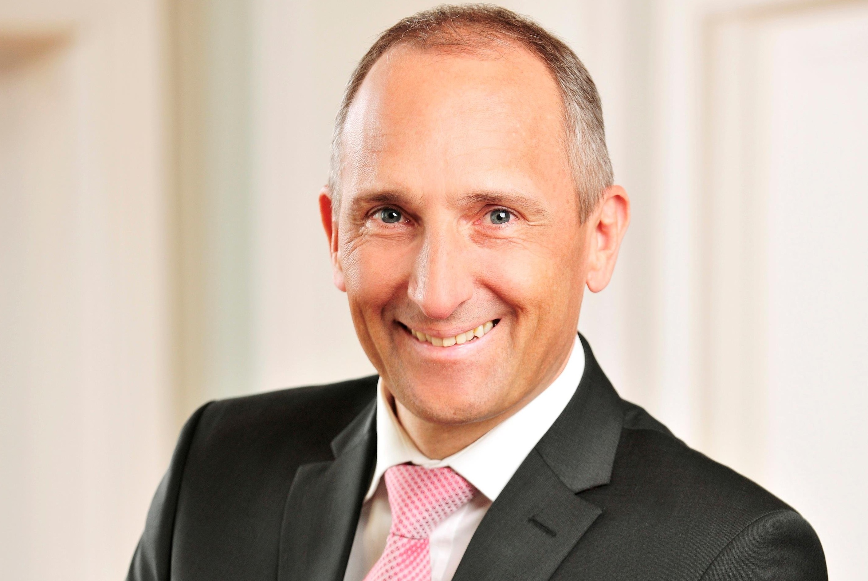 Премьер-министр Лихтенштейна: блокчейну не нужно чрезмерное регулирование