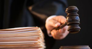 Судебные клерки Франции будут использовать блокчейн IBM для корпоративного реестра