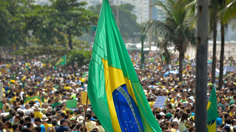 Объем торгов BTC в Бразилии достиг рекордного максимума из-за инфляции