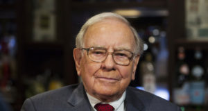 Джастин Сан не смог изменить отношение Уоррена Баффетта к криптовалютам