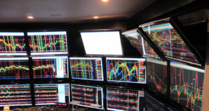 Инвесторы против трейдеров. Кто продавал биткойн по $3800