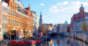 Нидерланды, город, канал, дома, лодки