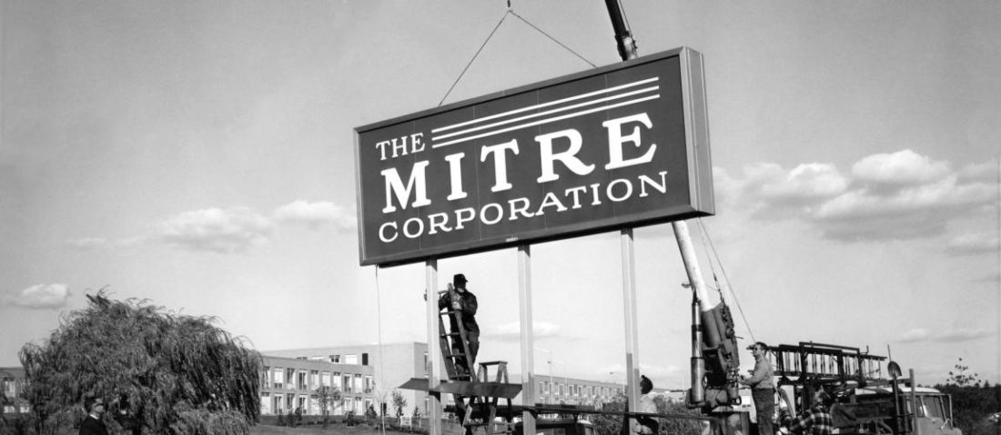 Mitre Corporation логотип