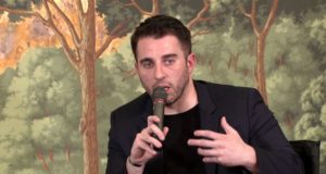 Энтони Пoмплиaнo