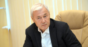 Анатолий Аксаков