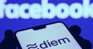 Facebook, Diem, смартфон