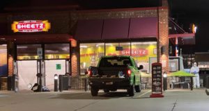 Автозаправка, машина, магазин