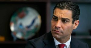 Фрэнсис Суарес