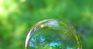 мыльный пузырь