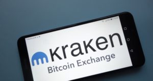 Смартфон, логотип Kraken