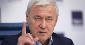 Анатолий Аксаков